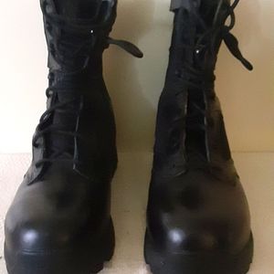 New Balance Boots (New)